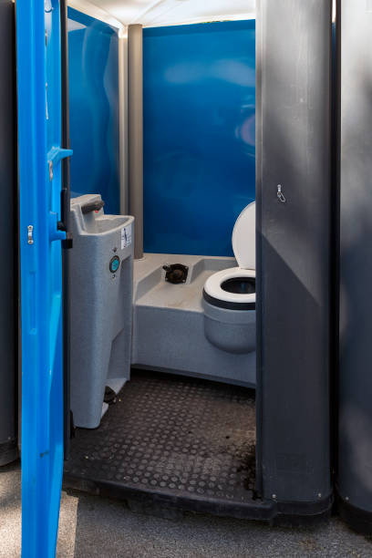 Best Emergency porta potty rental  in Fridley, MN